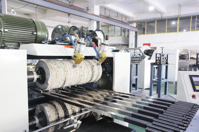 آلة تلميع الأنابيب / الأنبوب المعدني الأوتوماتيكية ذات التشطيب السلكي لشعر 8k لتلميع السطح 6