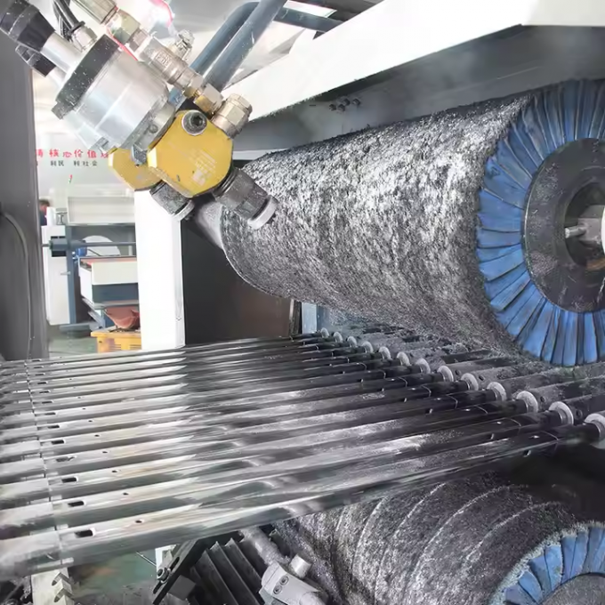 آلة تلميع الأنابيب / الأنبوب المعدني الأوتوماتيكية ذات التشطيب السلكي لشعر 8k لتلميع السطح 7