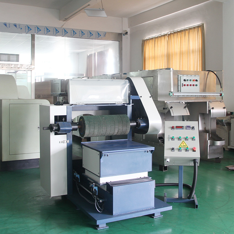 تخصيص 600 * 600mm المعدنية مسطحة آلة البوليسينغ المعدات الحاسوبية المعدات الحاسوبية الآلية الألومنيوم طحن آلة البوفينغ