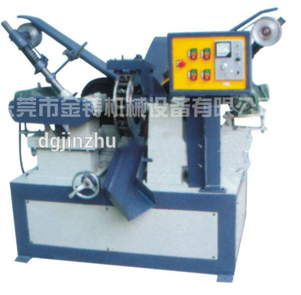 مفصلات الأبواب الفولاذية آلة الطحن الصناعية L1500 * W1500 * H1800mm حجم الماكينة